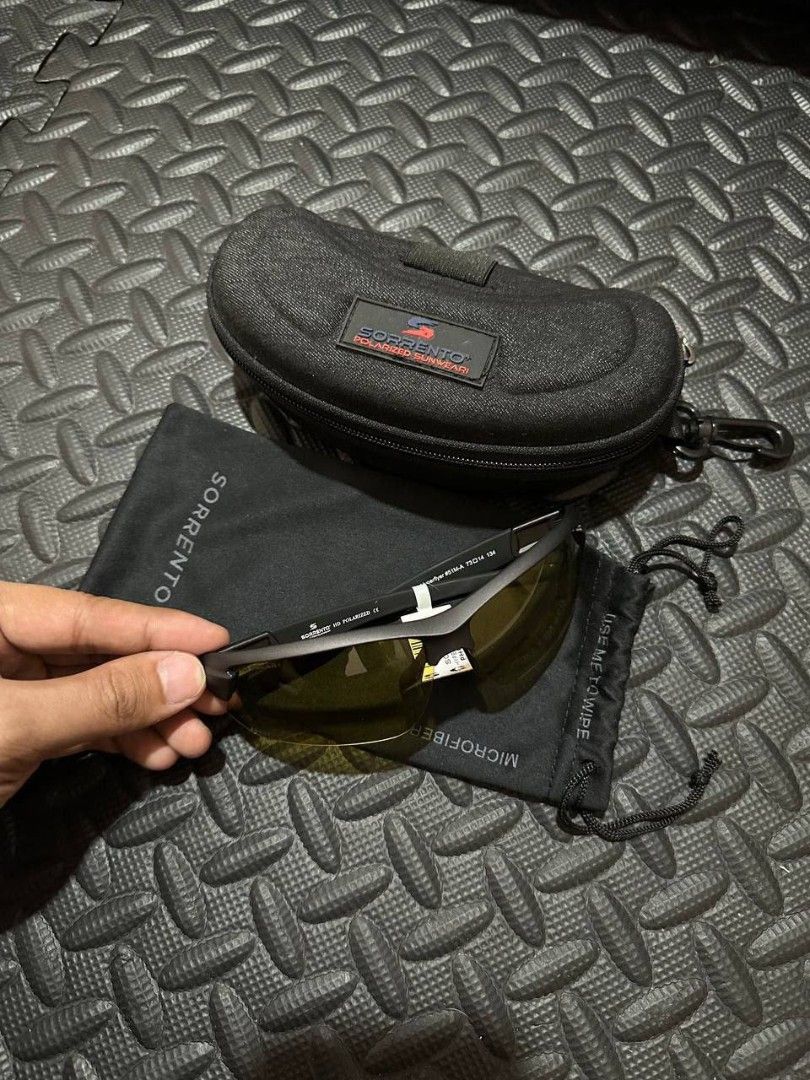 SORRENTO NEGOTIABLE (Category: Other Sports Equipment and Supplies) located in Quezon City. Submitted by jiejieph (Listing ID 1460354465, Image 1). Description: - Sorrento polarized sunglasses - Tinted lenses, ideal for sunny days - Includes hard case and microfiber cleaning pouch - Brand new with price tag still attached.