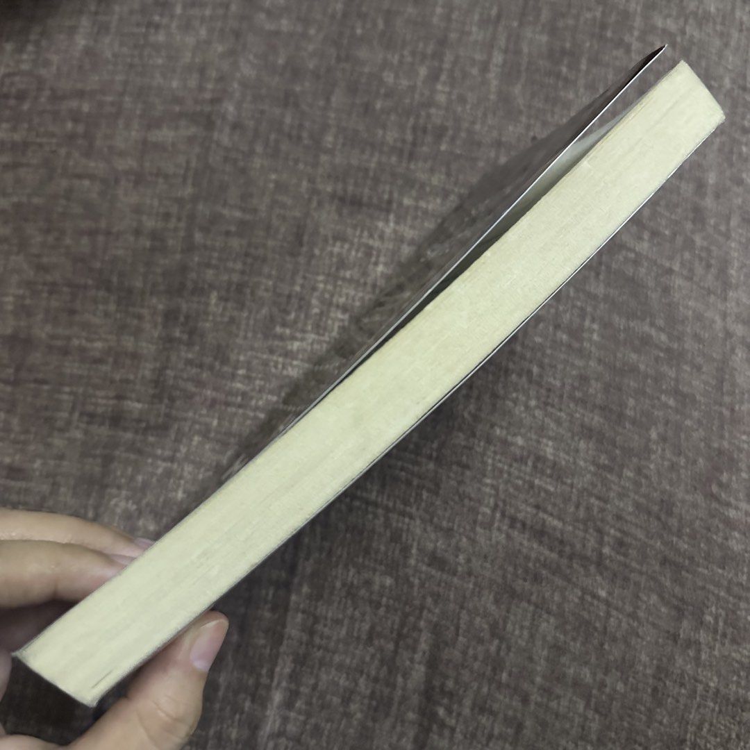 Sputnik Sweetheart by Haruki Murakami (Category: Storybooks) located in Makati City. Submitted by jinyoungss (Listing ID 1460375644, Image 3). Description: Sputnik Sweetheart by Haruki Murakami Authentic, preloved condition With plastic cover Clean pages.