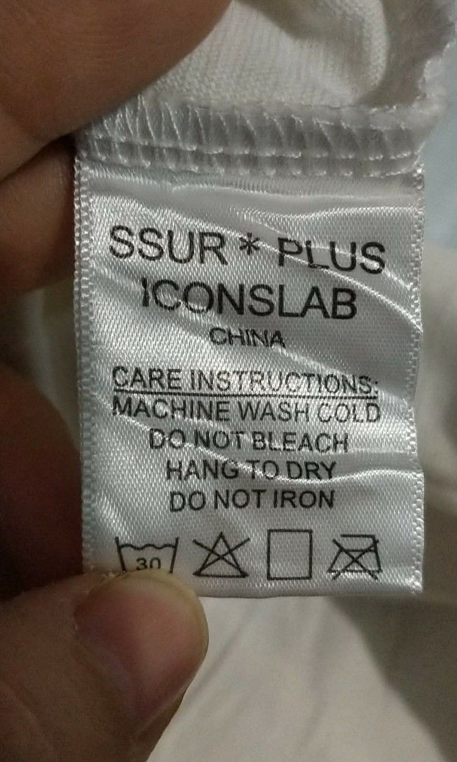 Ssur*Plus iconslab (Category: Activewear) located in San Jose del Monte. Submitted by lyks_kho_ini (Listing ID 1460501807, Image 3). Description: Preloved but excellent condition.