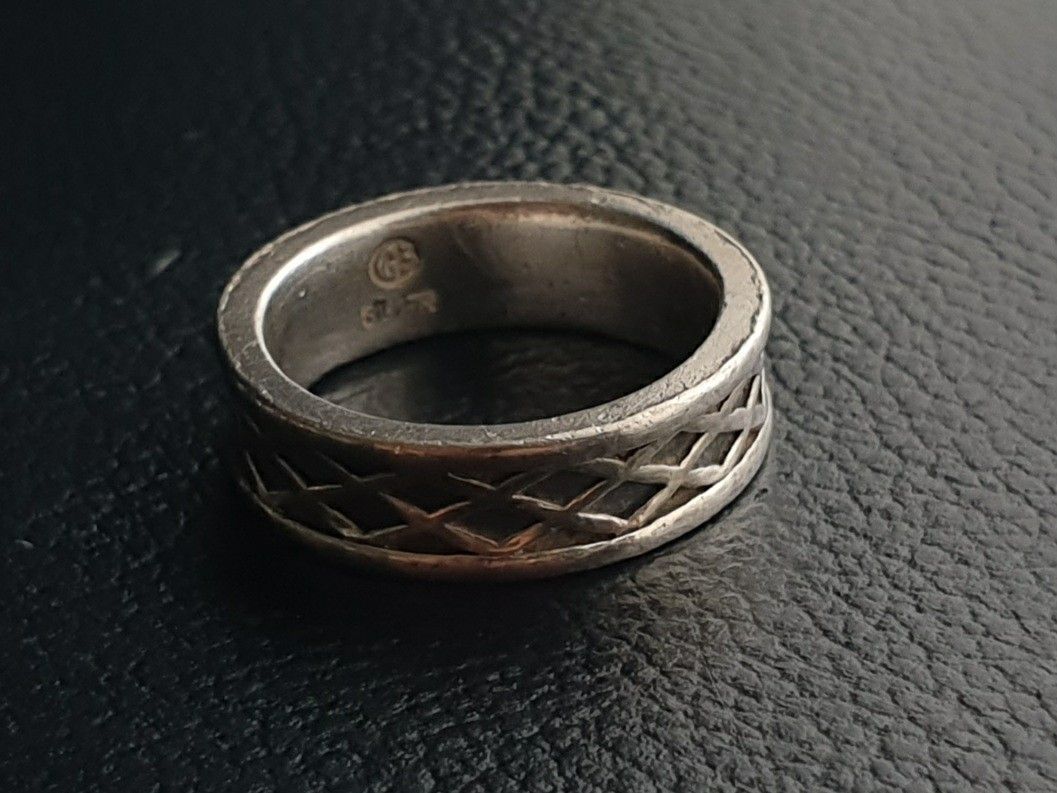 Sterling Silver Ring (Category: Rings) located in Quezon City. Submitted by WasalakTwo (Listing ID 1460306766, Image 2). Description: Bought in Japan High quality Goodcondition Clean and presentable 7.5 Open for delivery nationwide.