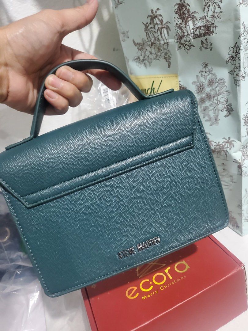 Steve Madden (Category: Cross-body Bags) located in Ilagan. Submitted by shopgrab (Listing ID 1460432922, Image 2). Description: original.