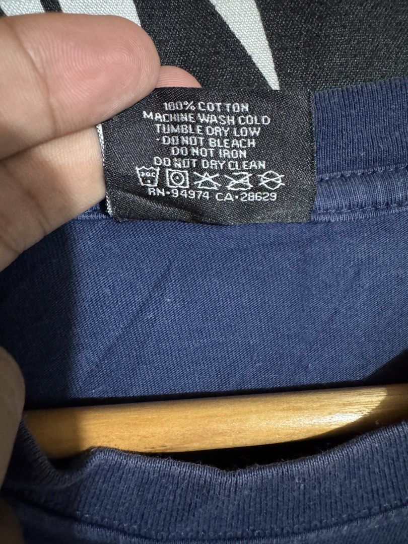 Stussy navy blue (Category: Luxury Apparel) located in Mahinog. Submitted by raphyseller (Listing ID 1460377061, Image 3). Description: Dimes 19.5 x 26.