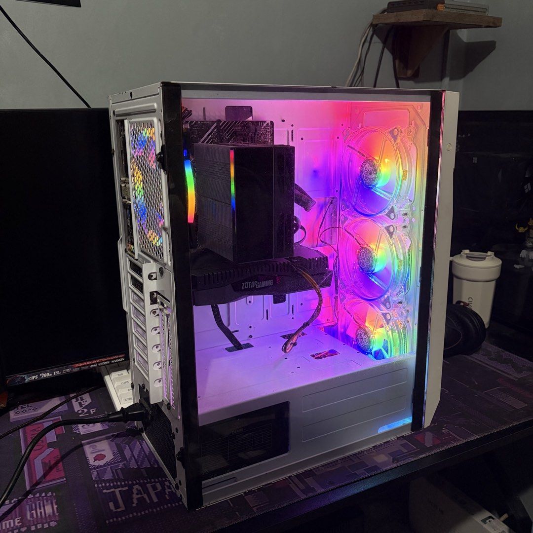 System Unit i5 11th gen 11400 GPU GTX 1660 GeForce (Category: Desktops) located in Quezon City. Submitted by buniebuns (Listing ID 1460474897, Image 3). Description: Proc: i5 11th gen 11400 GPU: GTX 1660 GeForce MoBo: Asus Prime H510m-D Ram: hyperx 16GB 3200mhz (1pc planning to add 1 to increase but didn’t get because of the price increase) PSU: 600 watts 80+ tru rated Cougar Storage: 128GB SSD + 1TB HDD - No power cord as I use it on my main pc 