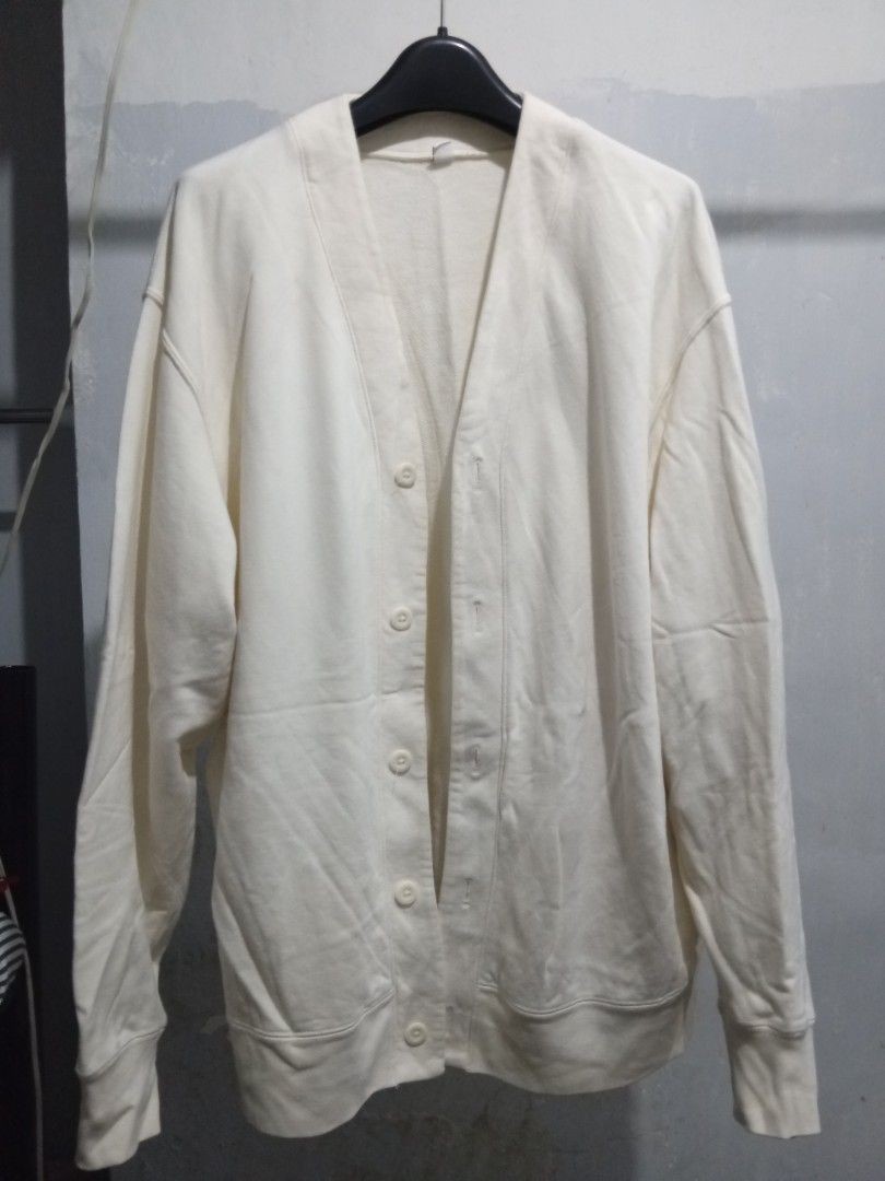 Take All Pre-owned Mens Stylish Jacket (Category: Coats, Jackets and Outerwear) located in Quezon City. Submitted by benjierey (Listing ID 1460306188, Image 2). Description: Selling these 2 pre-owned men stylish jacket + free nike sports jacket *UNIQLO (L) *ZARA (M) kasya sa pang large.