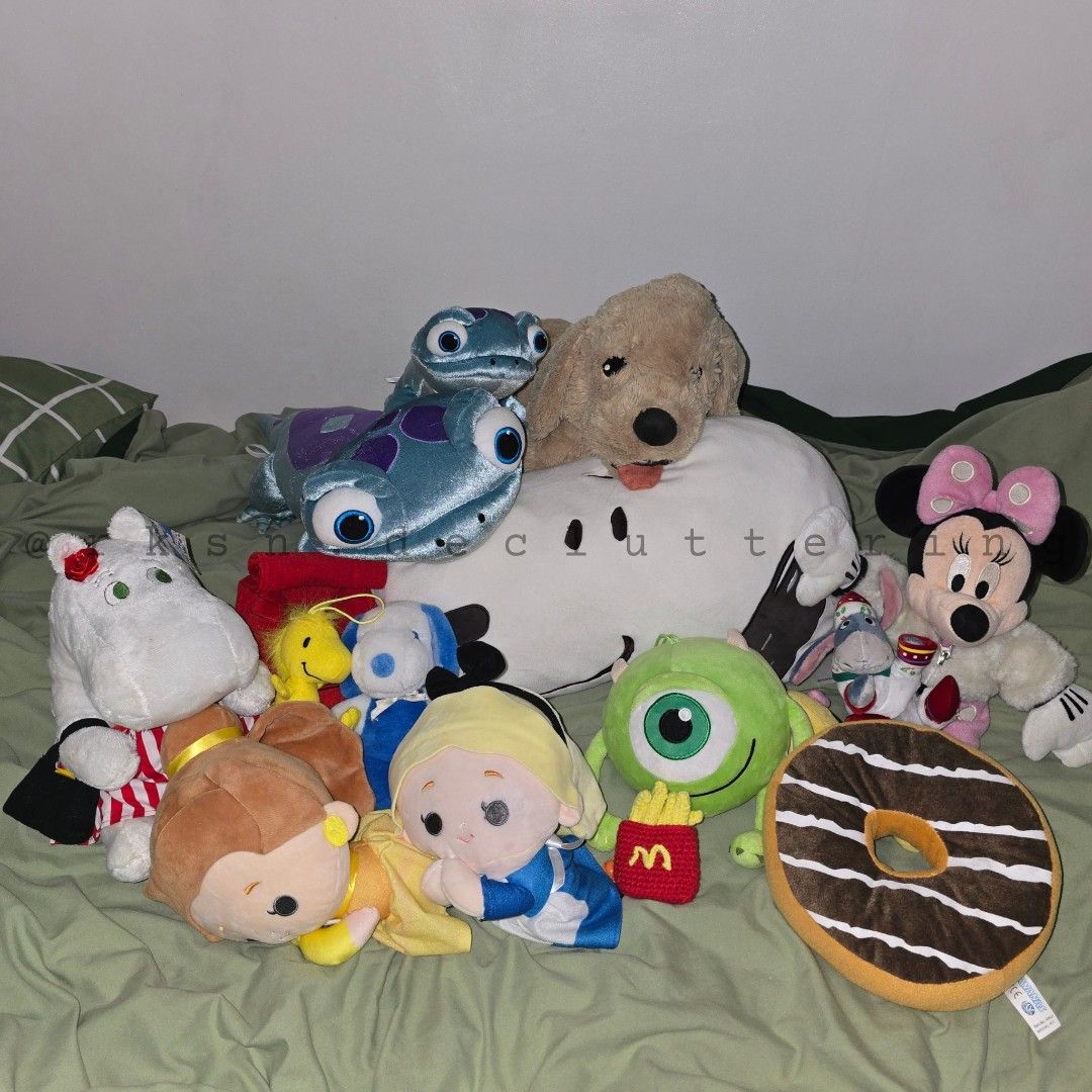 TAKE ALL Various Stuff Toy (Category: Plushies & Soft Toys) located in Tanza. Submitted by rksn.decluttering (Listing ID 1460359663, Image 1). Description: No haggle please. Last price posted. Manage your expectations as this is preloved. See photos for condition. What you see what you get. scroll my profile to see individual photos of the product. MINNIE MOUSE MIKE WAZOWSKI ALICE in Wonderland BELLE Beaty and the beast MOOMIN SNOOPY WOODSTOCK BR
