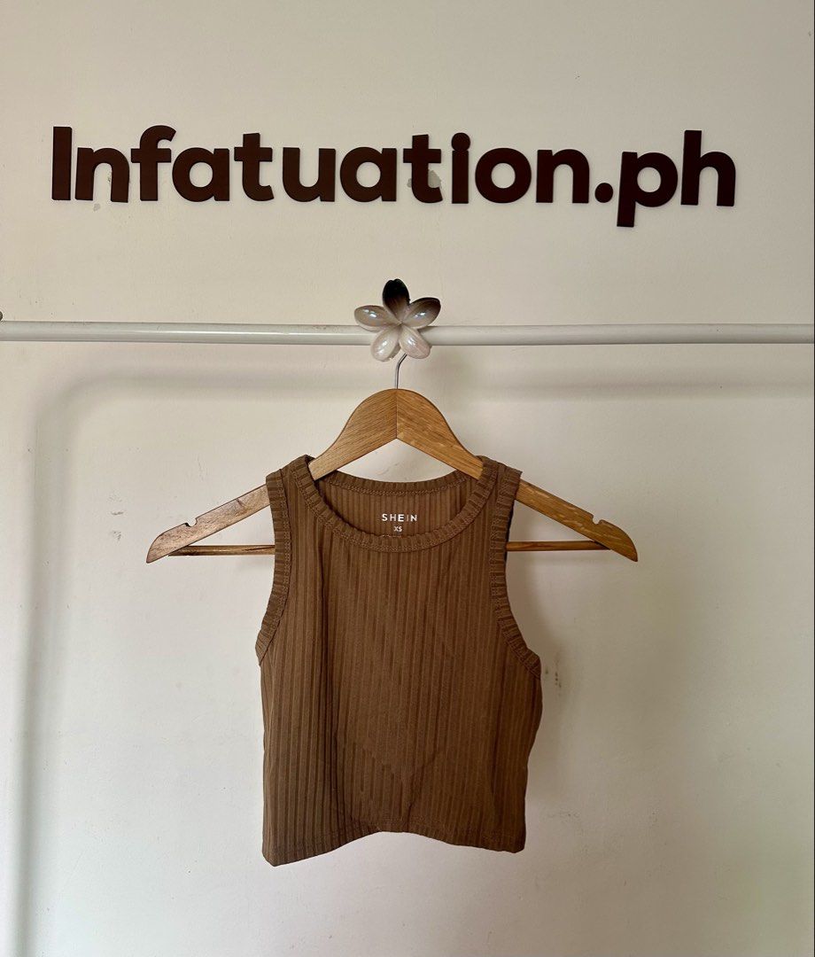 Tank tops (Category: Sleeveless) located in Antipolo. Submitted by infatuation.ph (Listing ID 1460381763, Image 3). Description: 150 each.