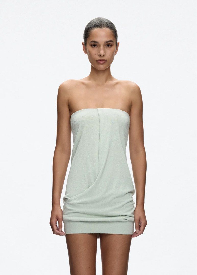 Tankair Silk Jersey Mini Dress (Category: Dresses) located in Quezon City. Submitted by lunarastudio (Listing ID 1460425206, Image 1). Description: 🛍️This item is on a preorder basis ⏳Lead time: 2-3 weeks 🎨Available Colors: Pale Blue Mist, Black 📏Sizes: XXS - M 💌Feel free to message us anytime for inquiries or assistance. We’re happy to help! .