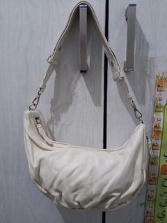 (Kategori: ) berada di . Dikirim oleh tokobundabundar (ID iklan 1460305785, Gambar 1). Deskripsi: .