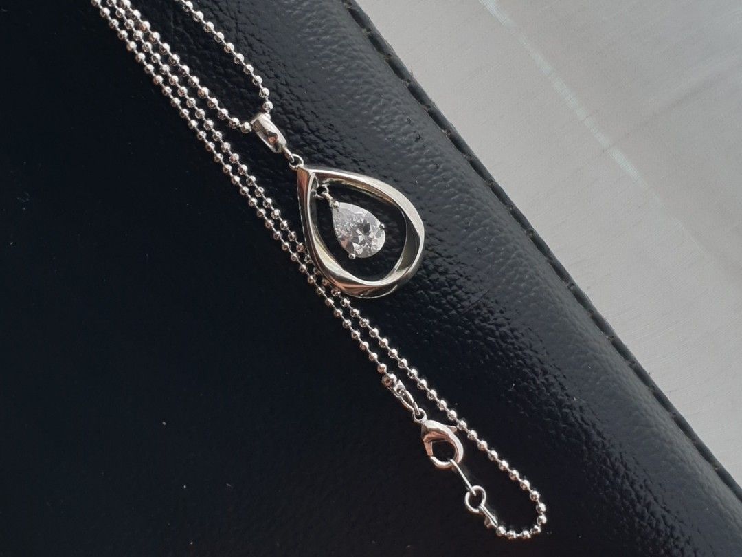 Teardrop Zirconia Necklace (Category: Necklaces) located in Quezon City. Submitted by WasalakTwo (Listing ID 1460304894, Image 2). Description: Bought in Japan High quality Goocondition Clean and presentable 44cm Open for delivery nationwide.