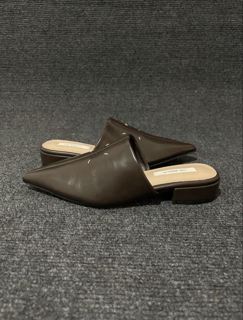 The Mikelin Brown Leather Pointed Toe Mules (Size 36) (Category: Flats & Sandals) located in Muntinlupa City. Submitted by prelovedja_ (Listing ID 1460492886, Image 3). Description: - Brand: The Mikelin - Type: Brown Leather Mules - Design: Pointed Toe - Heel: Low Heel - Worn less than 5 times - Style: Versatile, great for dressing up or down.