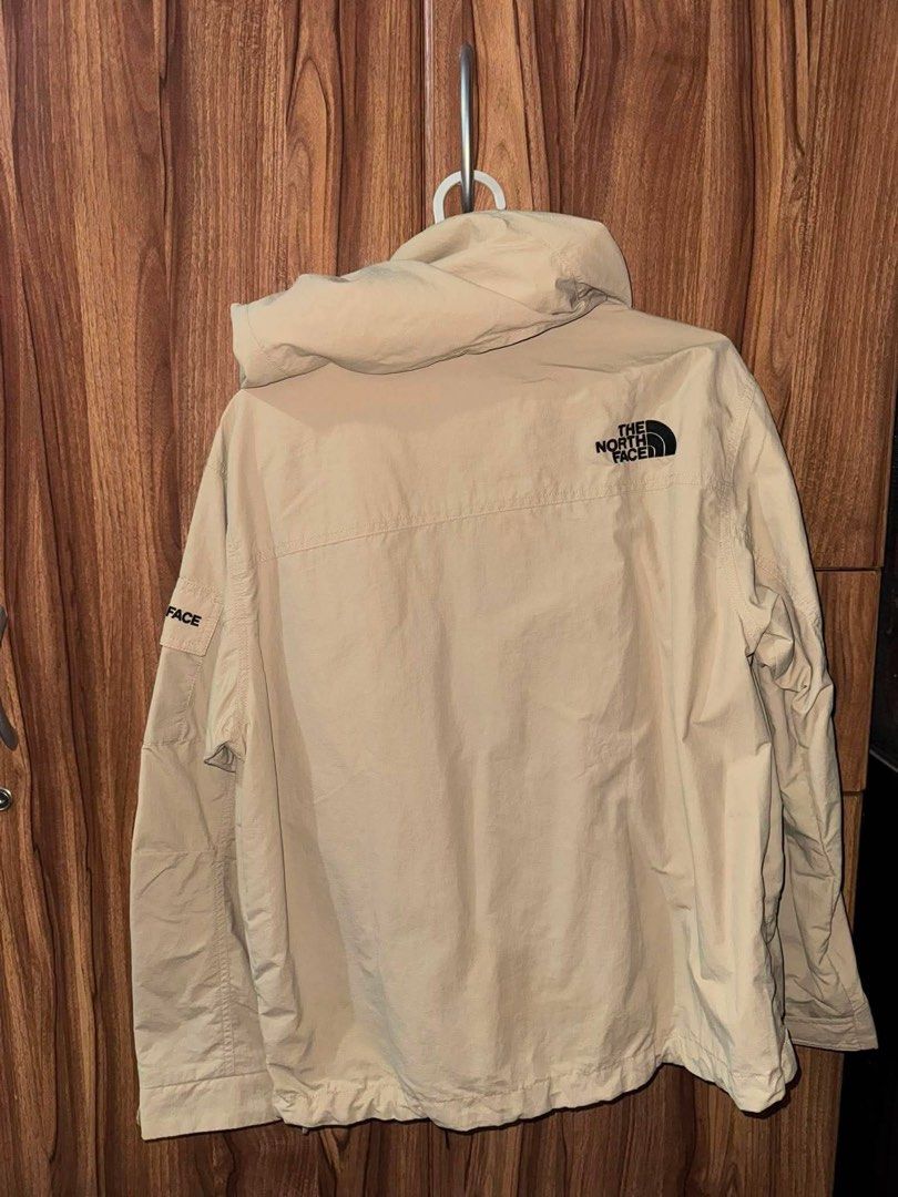 The North Face Jacket (Category: Coats, Jackets and Outerwear) located in Manila. Submitted by iamemmc (Listing ID 1460501296, Image 2). Description: For sale: The North Face Jacket Condition: 10/10 Price: 1799 22w / 25l Manila.