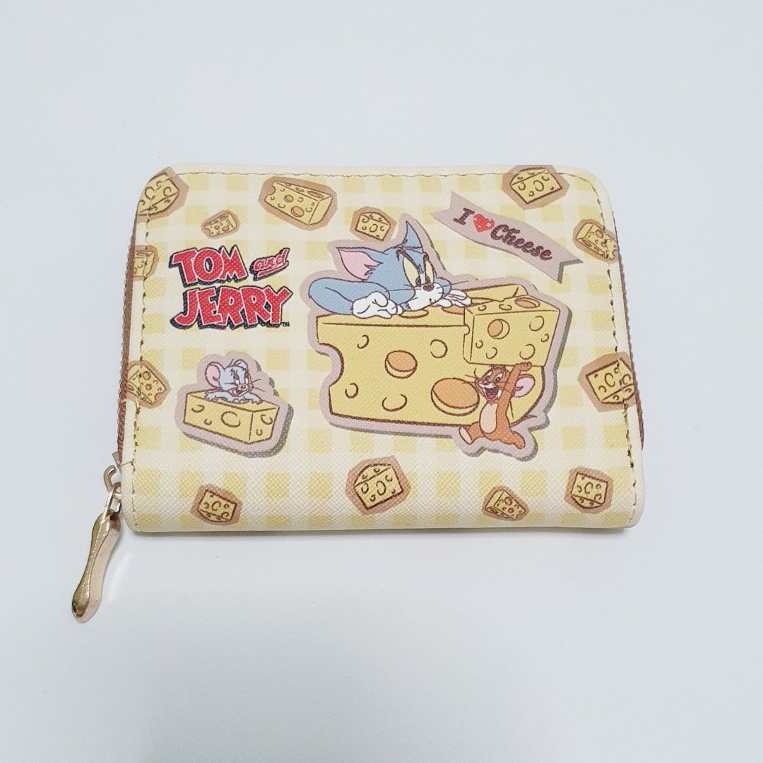 Tom and Jerry Zip Wallet (Category: Wallets & Card holders) located in Taytay. Submitted by kyo.mono (Listing ID 1460362025, Image 1). Description: 💟Follow us on IG: kyo.mono for faster replies TikTok: kyo.mono_ for videos and review Brand new Auth from Japan Actual photo posted.