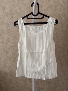 (Kategori: ) berada di . Dikirim oleh secondtowear (ID iklan 1460378178, Gambar 1). Deskripsi: .