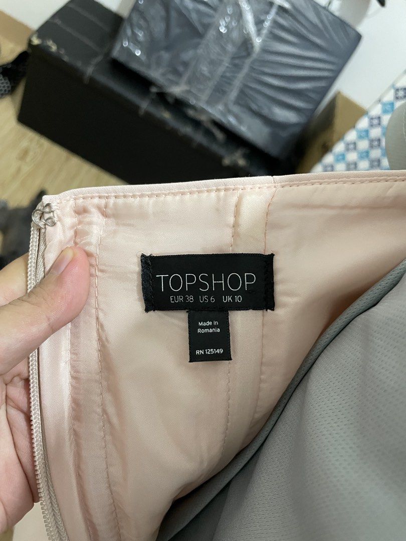 Topshop jumpsuit (Category: Jumpsuits) located in Mandaluyong City. Submitted by h78645 (Listing ID 1460400538, Image 3). Description: Pre-loved item Shirt not included (item is sleeveless).