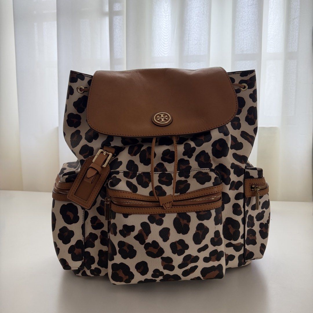 (FREE SHIPPING) Tory Burch Kerrington Leopard Print Backpack (Category: Shoulder Bags) located in Las Pinas. Submitted by francesca.finds (Listing ID 1460418658, Image 2). Description: FREE SHIPPING within metro manila.