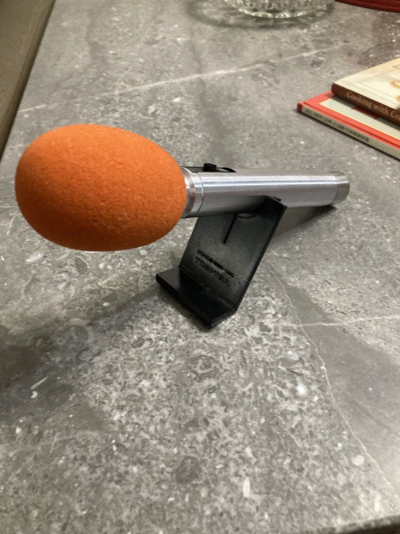 Toshiba microphone (Category: Other Accessories) located in Paniqui. Submitted by swiftdragon.c69cc8 (Listing ID 1460387976, Image 1). Description: .