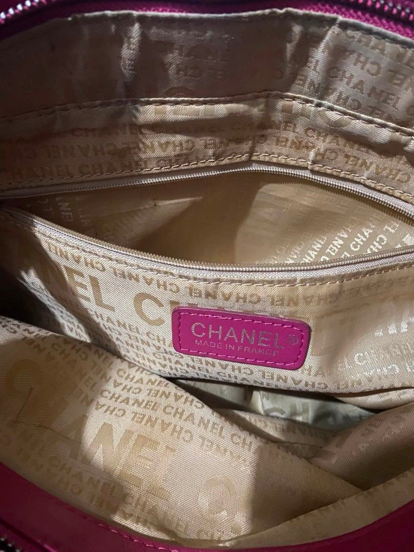 Tote Bag (Category: Tote Bags) located in Manila. Submitted by glaiza02 (Listing ID 1460305849, Image 3). Description: .