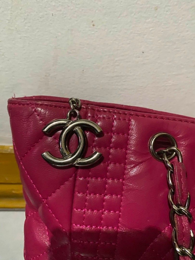Tote Bag (Category: Tote Bags) located in Manila. Submitted by glaiza02 (Listing ID 1460305849, Image 2). Description: .