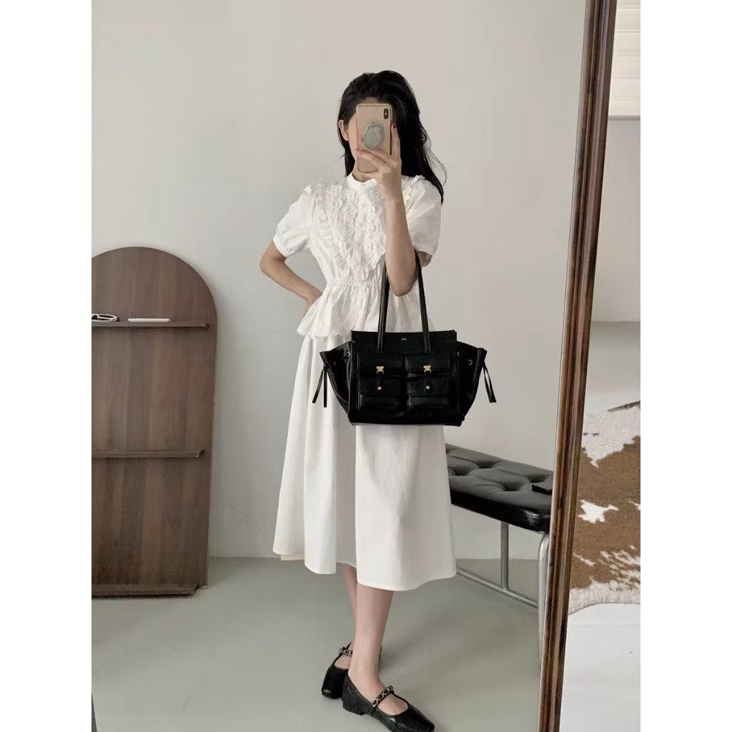 Tote Bag JW PEI (Category: Tote Bags) located in Taguig. Submitted by midnight.muse (Listing ID 1460371026, Image 3). Description: .
