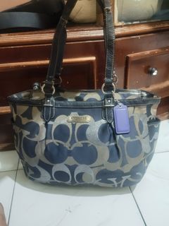 (Kategori: ) berada di . Dikirim oleh silverphoenix_002fae (ID iklan 1460370659, Gambar 1). Deskripsi: .
