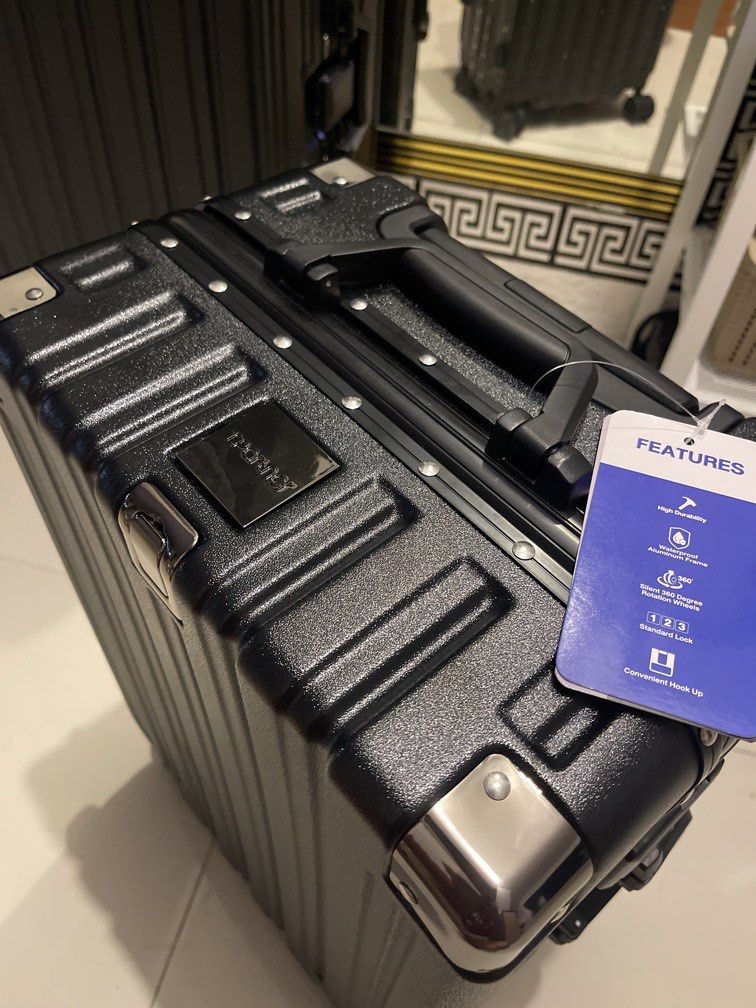 t.partner 20inches Luggage (Category: Luggage) located in Manila. Submitted by markjohnar30880 (Listing ID 1460330644, Image 3). Description: T.Partner [Load Bearing] GUARD SERIES Aluminium Frame Travel Luggage About this product Details Material: ABS+PC Lock type: Password lock Feature: Anti-theft Wheel type: 4 wheels 360 rotation Case type: Hard case Warranty type: Local Supplier Warranty Brand: Tpartner Bought it last August 29, 2026, haven’t 