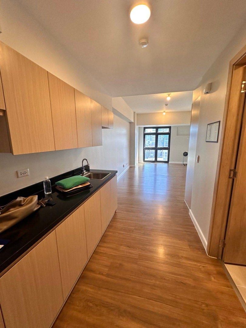 Travertine at Portico | Studio Unit | Ortigas Pasig (Category: Apartments & Condos) located in Makati City. Submitted by bojlandspeccrealestate (Listing ID 1460466578, Image 2). Description: For Sale or Lease Property: Travertine at Portico Developer: Alveo Land Corp. Location: Ortigas Pasig Unit Type: Studio unit 27th floor Floor Area: 30 sqm. Price: Php 7,500,000 Option to add a parking slot at 1.8M Rent Price: 20K per month (Bare unit) 25K wit