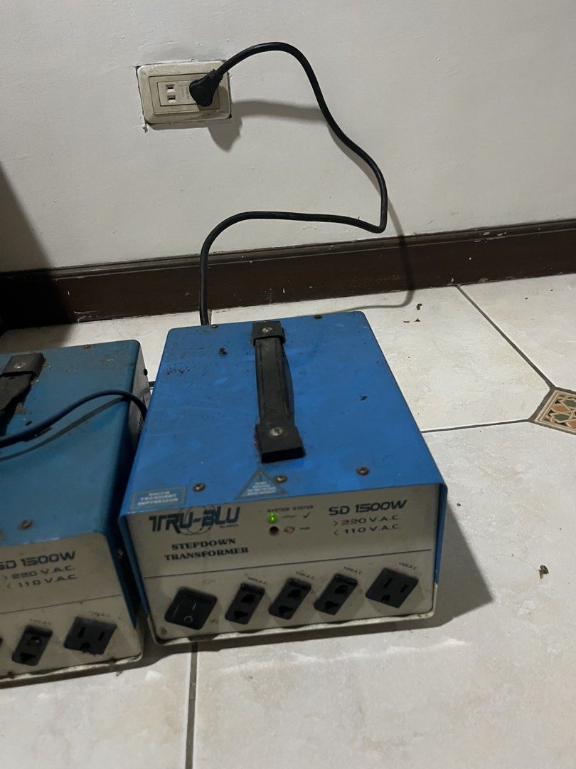Tru Blue Step-Down Transformers (Category: Electrical, Adaptors & Sockets) located in Makati City. Submitted by declutter1210 (Listing ID 1460499556, Image 2). Description: Please read description ₱1500 Right SOLD Needs cleaning lang Model: SD 1500W • Input: 220V AC • Output: 110V AC • Multiple 110V outlets on the front panel • Power cord included on each unit Pick up only kasi sobrang bigat neto lol Poblacion, Makati area Will send my address up