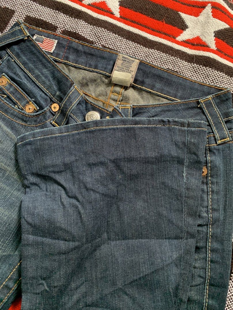 TRUE RELIGION BOOTCUT CARRIE SUPER WIDELEG (Category: Jeans) located in Malaybalay. Submitted by thrift_n_flip (Listing ID 1460330050, Image 3). Description: WAISTLINE:26-27 LENGTH:40 TIGHTS:9.5 LEG OPENING:10.5.