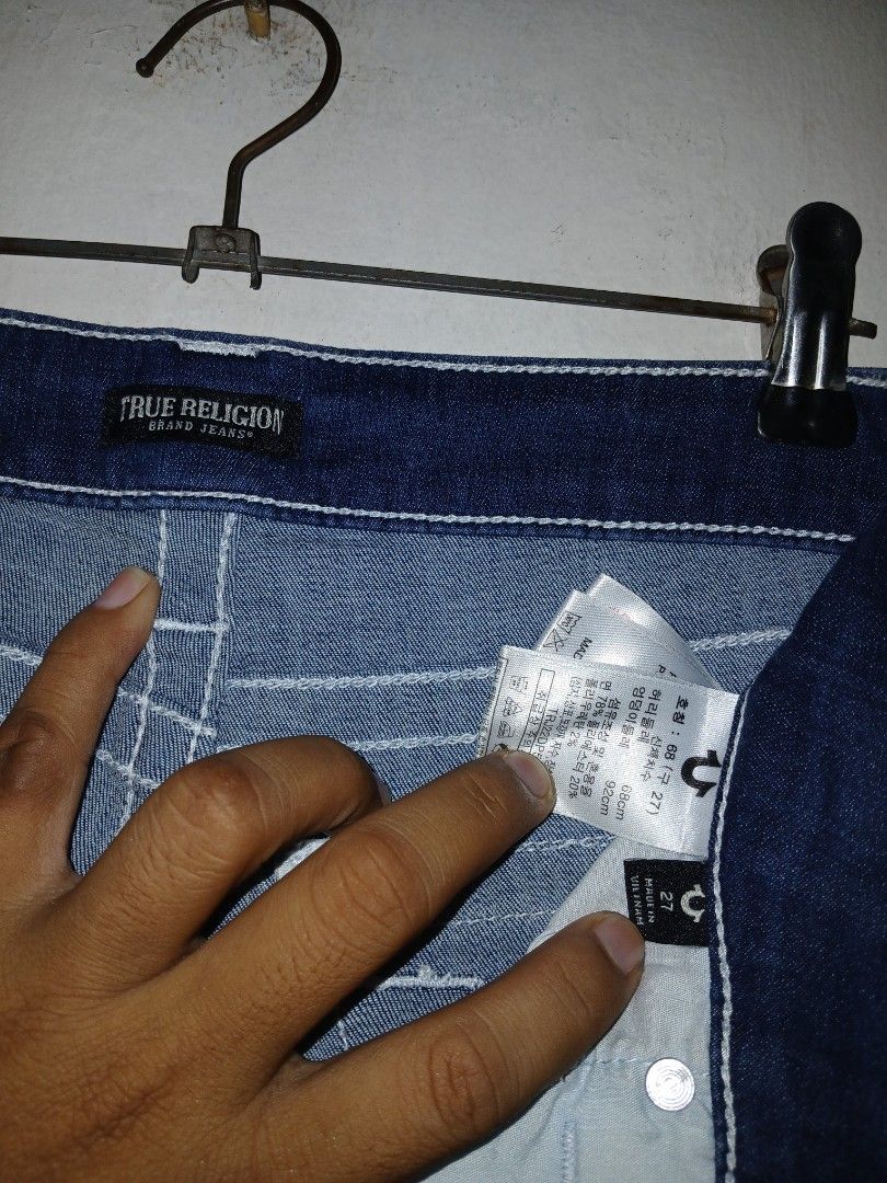 True Religion Dark Wash Denim Jeans (Category: Jeans) located in Manila. Submitted by ninshok (Listing ID 1460453713, Image 3). Description: - Authentic True Religion Jeans - Dark Wash Denim - Classic White Stitching Detail - Signature Back Pocket Design - Size: 27 - Made in Vietnam - Ideal for Everyday Wear.