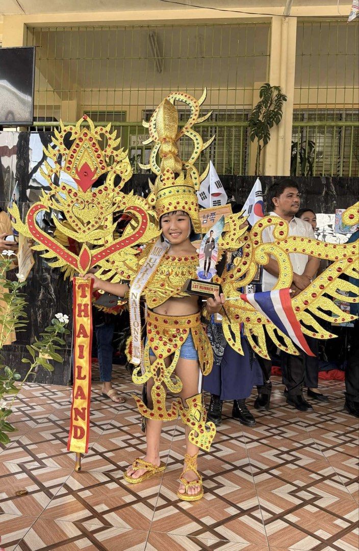 UN Best in Costume Thailand Rent (Category: Babies & Kids Fashion) located in Valenzuela. Submitted by lilhandsome (Listing ID 1460420464, Image 3). Description: Best in Costume - Thailand. 🇹🇭🇹🇭 Super ganda po sa personal. Very eegant and unique design. 🥰 Available from 4yrs old upto adult. Pwede mag fit. Beware of scammers. 🥰 INCLUSIONS: Headress - 1 Big Wing - 1 super laki/magaan Arms - 2 Legs - 2 Shoulder - 1 Waist - 1 Baston - 1 Free: S