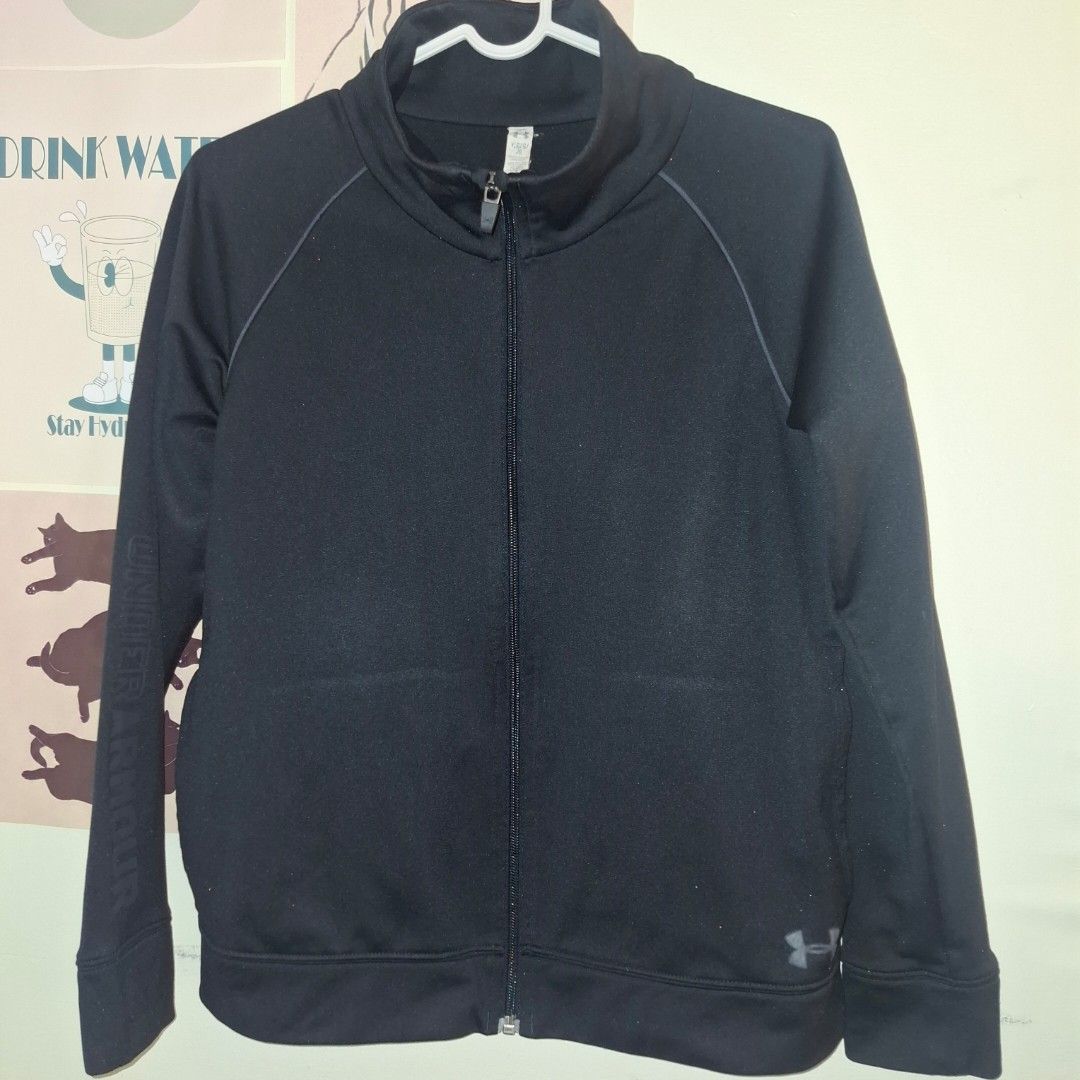 Under Armour cold gear (Category: Activewear) located in Manila. Submitted by unfold.900 (Listing ID 1460313324, Image 1). Description: It is an authentic Under Armour. a youth large side (however, can fit medium adult size. - preloved location: sampaloc manila.
