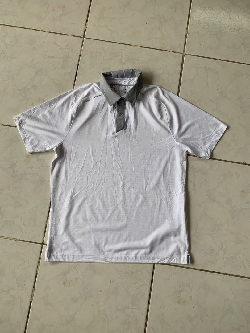 Under armour polo shirt (Category: Tshirts & Polo Shirts ) located in Bayambang. Submitted by jeric251993 (Listing ID 1460367616, Image 1). Description: UA POLO SHIRT DIMES:20x36.5 SIZE:MEDIUM CR:10/10 ANDIYAN NA ISSUE ₱:350 .