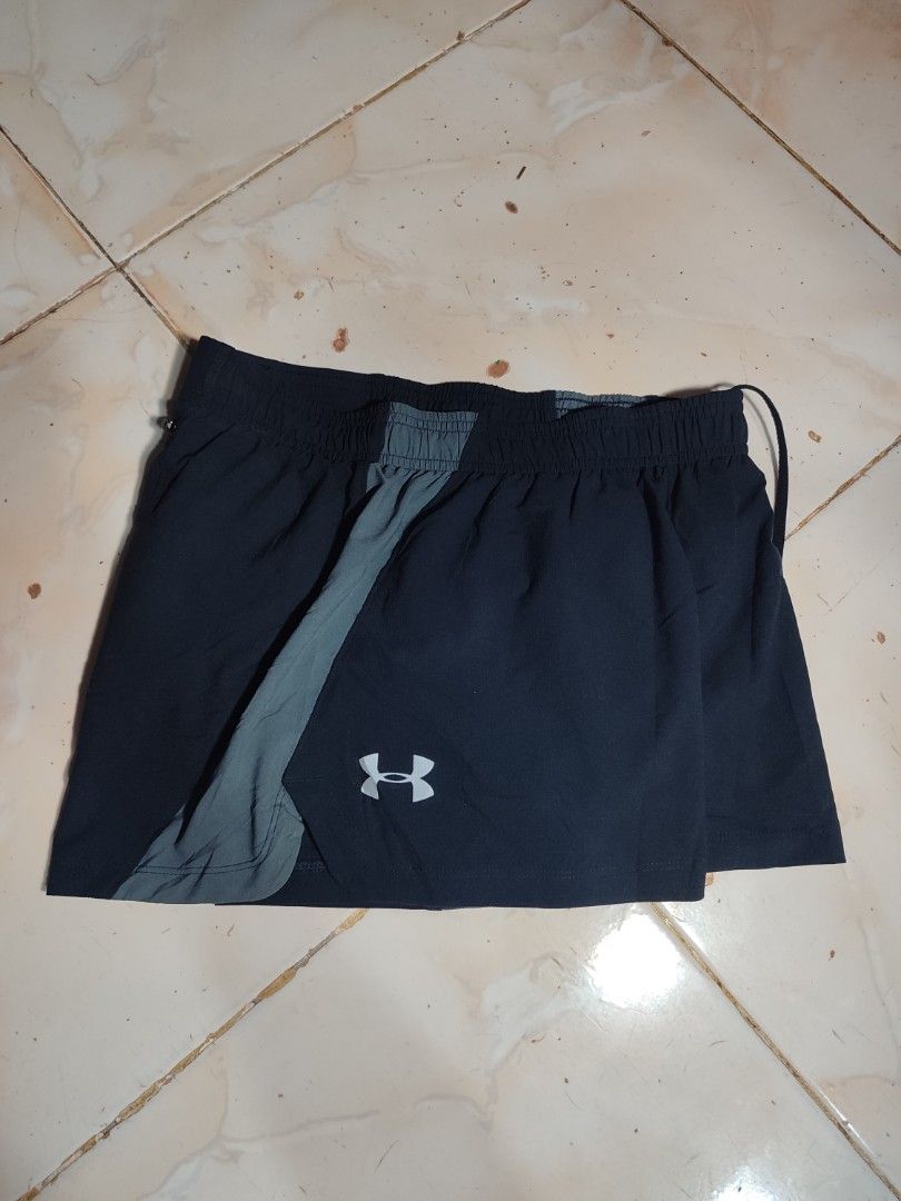 UNDER ARMOUR SPLIT RUNNING SHORT (Category: Shorts) located in Pagadian. Submitted by hidden_gems. (Listing ID 1460431517, Image 1). Description: L 11 W 27 COLOR 10/10 NO ISSUE.