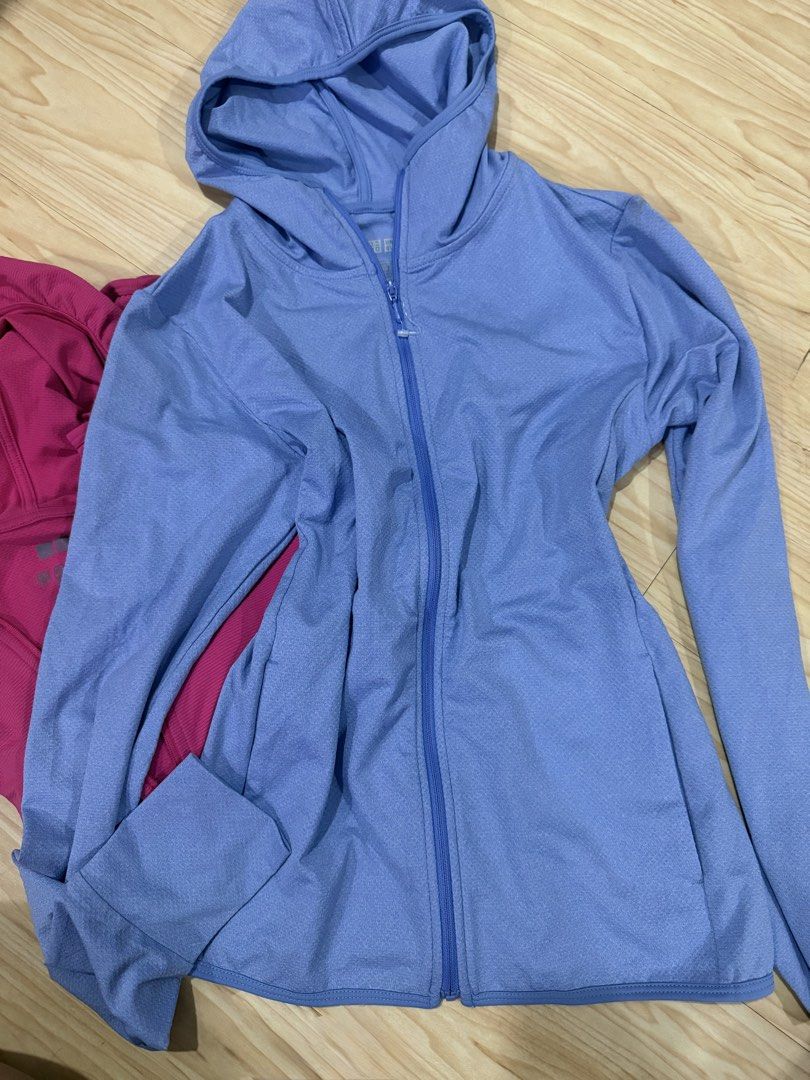 2 UNIQLO AIRISM JACKET (Category: Coats, Jackets and Outerwear) located in Iligan City. Submitted by my.preloved29 (Listing ID 1460366982, Image 2). Description: NEVER BEEN USED | GOT STOCKED SA CLOSET HAS THUMB HOLE ANDDD POCKETS! .