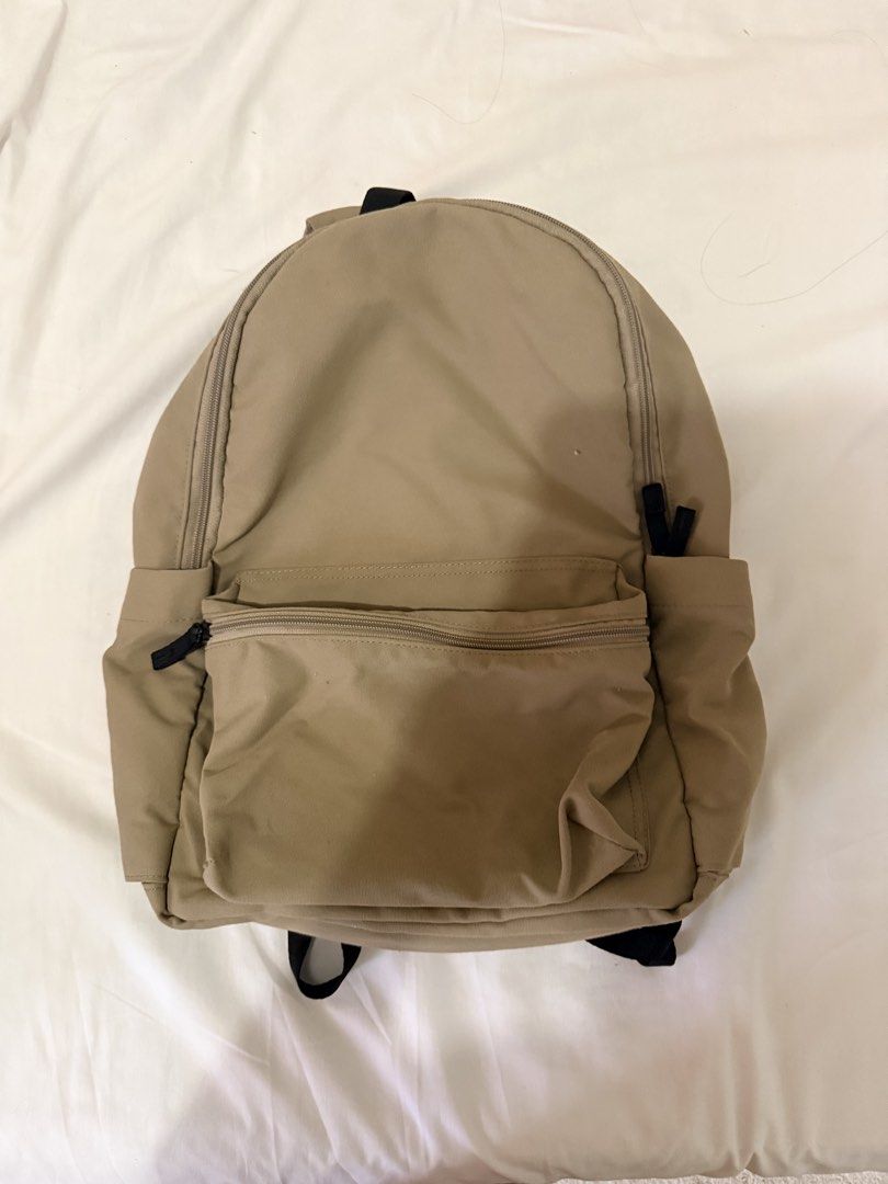 Uniqlo Backpack (Category: Backpacks) located in Taguig. Submitted by denpaz (Listing ID 1460313171, Image 1). Description: Uniqlo Backpack.