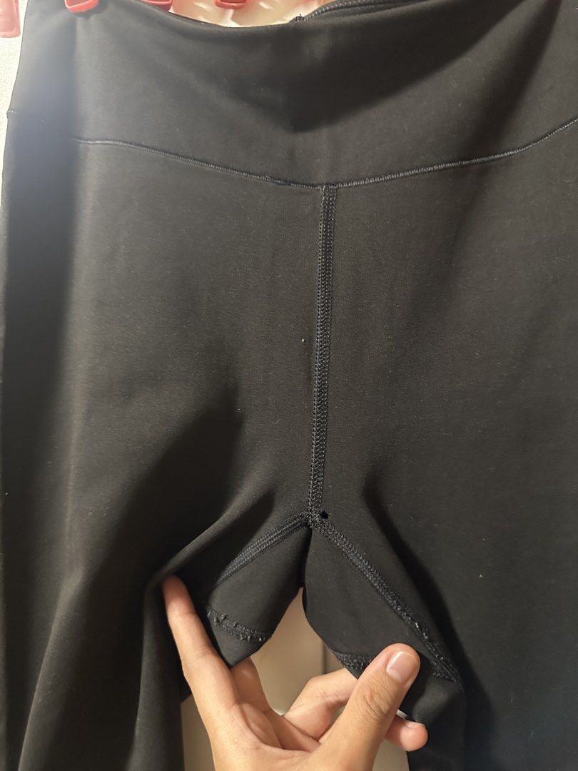 Uniqlo Black Leggings Size S (Category: Activewear) located in Malolos. Submitted by fituccine (Listing ID 1460417124, Image 2). Description: - Uniqlo Black Leggings - Size: S - Material: Comfortable and stretchy - Perfect for everyday wear or workouts - Features an elastic waistband - Classic and simple design, easy to pair with any top - Tiny hole in the crotch area.