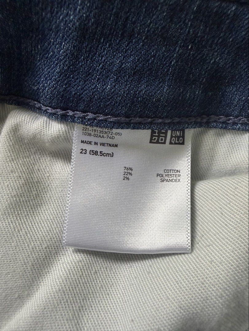 Uniqlo jeans (Category: Jeans) located in Manila. Submitted by coolandchic (Listing ID 1460425475, Image 2). Description: .