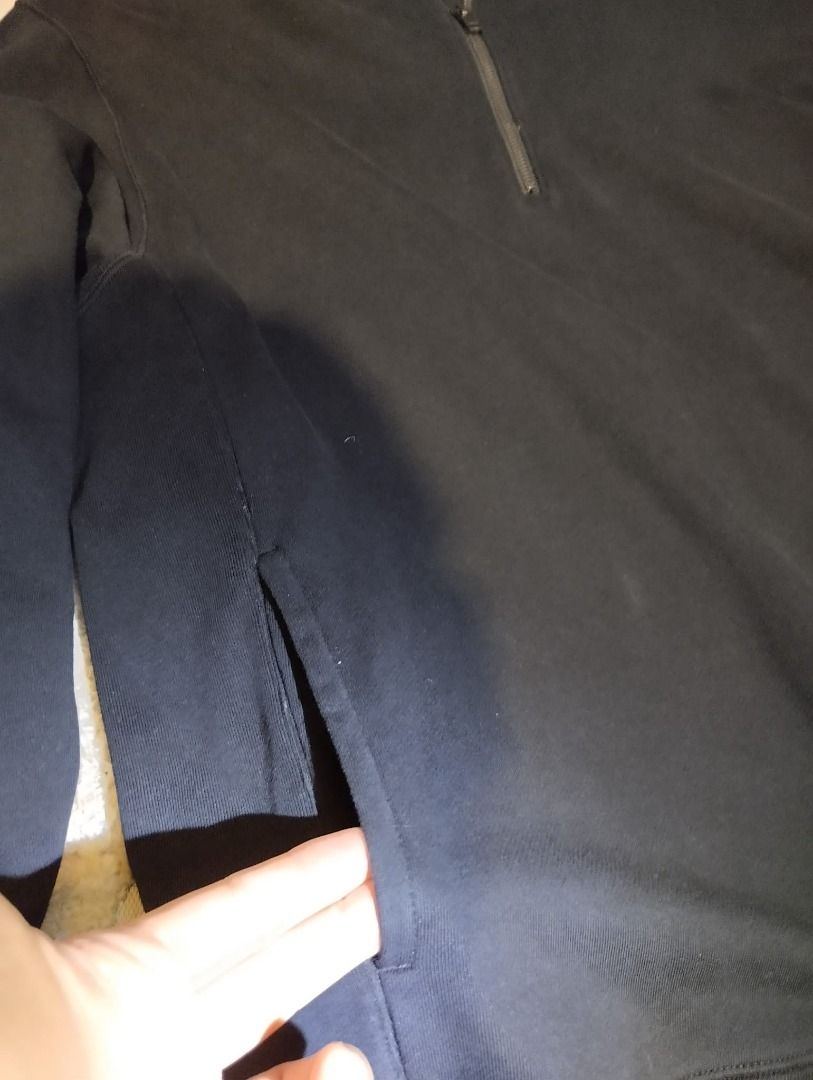 Uniqlo Quarter Zip Sweatshirt with Pockets (Category: Coats, Jackets and Outerwear) located in Manila. Submitted by wanderingmigs (Listing ID 1460472224, Image 2). Description: Uniqlo Quarter Zip XL Used Sparingly okay pa lahat No Issue Condition 9.8/10 800 + Shipping.