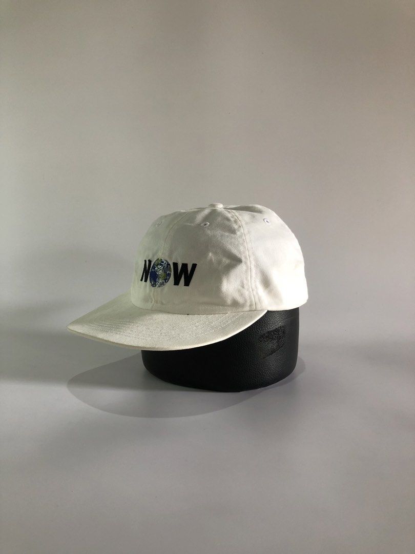 Uniqlo x Cali Dewitt Panel Cap (Category: Caps & Hats) located in Malaybalay. Submitted by haulsome (Listing ID 1460374986, Image 2). Description: Uniqlo x Cali Dewitt Panel Cap -In excellent condition -Features a NOW script up front. A collaboration Earth Now campaign between uniqlo and artist Cali Dewitt -Adjustable strapback, adult size fits all 450php, +sf.
