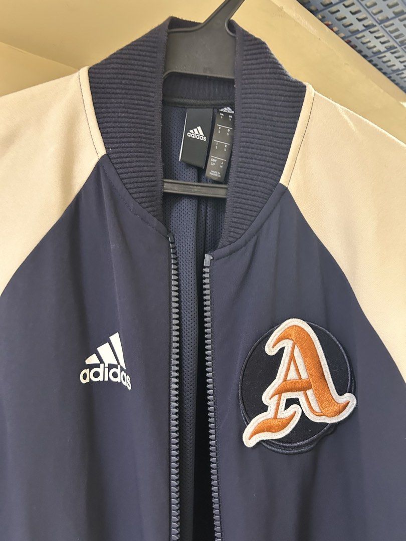 Unisex Original Adidas jersey jacket (Category: Coats, Jackets and Outerwear) located in Quezon City. Submitted by lunamond (Listing ID 1460405950, Image 2). Description: Unisex jersey original adudas jacket.