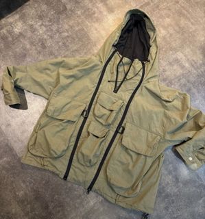(Category: ) located in . Submitted by knsclothingapparel_2025 (Listing ID 1460473682, Image 1). Description: .