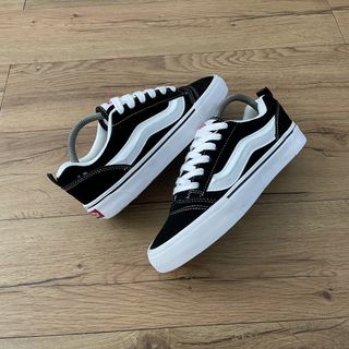 (Category: ) located in . Submitted by lusuhbundlestore1 (Listing ID 1460455298, Image 1). Description: .