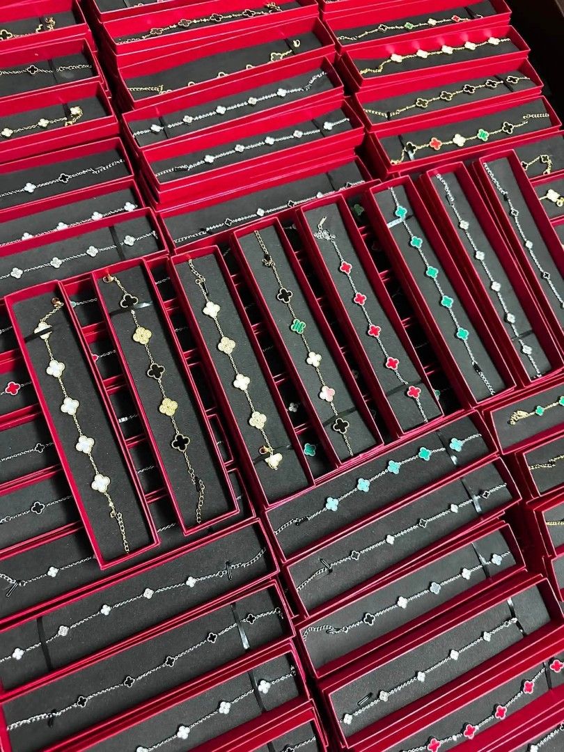 VCA Bracelet (Category: Bracelets) located in Malasiqui. Submitted by foundco_finds (Listing ID 1460494526, Image 3). Description: ✨ VCA Bracelet - 5PCS Assorted for ₱500. 🛍️ Inclusions - Free box (perfect for gift) 📌 open for RESELLER FAQS 📣 Non tarnish po ba? - Yes, with proper care. 📣 With box na ba? Yes, with box included. 📣 Open for selection? - For retail, yes. For reseller, first to pay can choose, the rest is sssorted only..