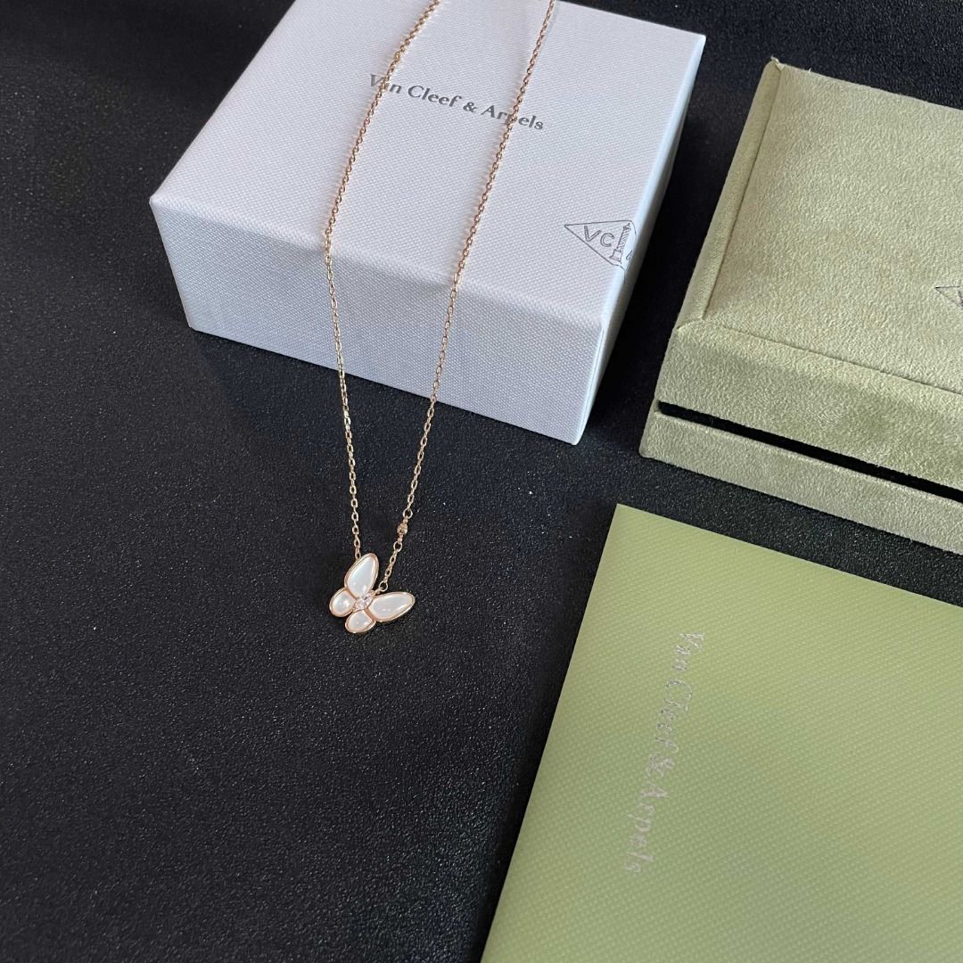 VCA Butterfly Alhambra Pendant (Category: Necklaces) located in Cebu City. Submitted by namenirdzz69567 (Listing ID 1460320755, Image 3). Description: .