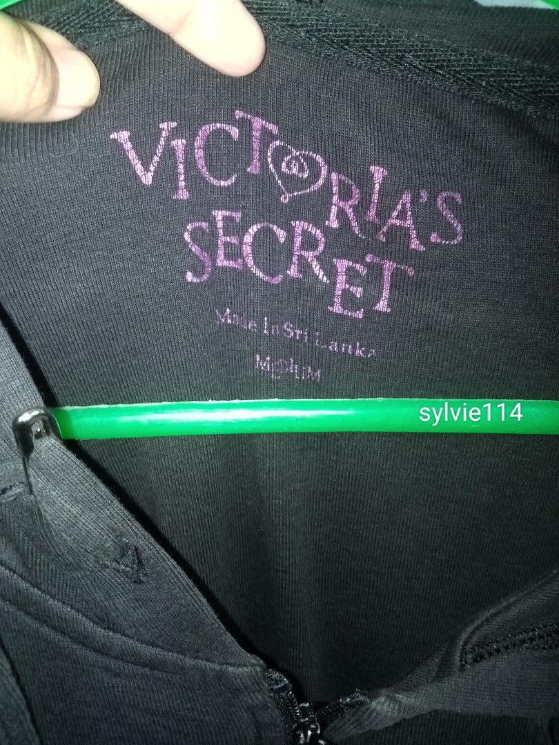 VICTORIA SECRET HOODIE JACKET (Category: Coats, Jackets and Outerwear) located in Manila. Submitted by sylvie.114 (Listing ID 1460464320, Image 2). Description: Y2k Victoria Secret black hoodie jacket.