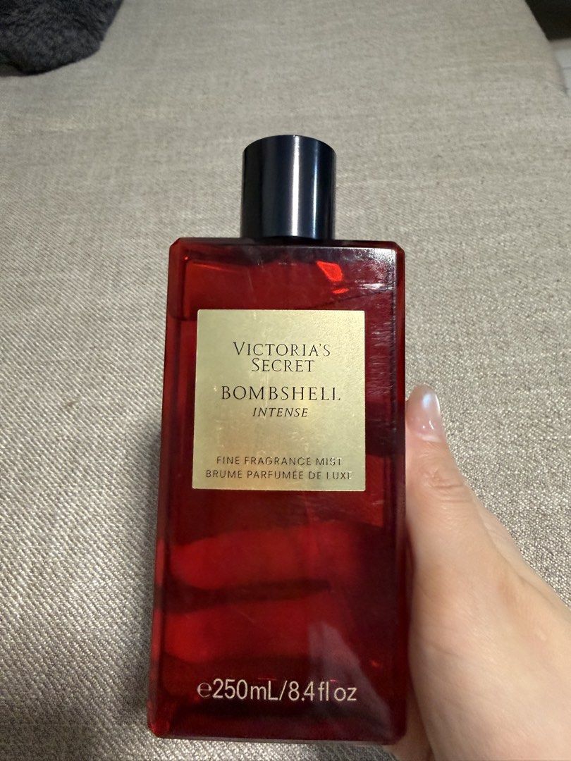 Victorias Secret bombshell intense (Category: Fragrance & Deodorants) located in Paranaque City. Submitted by jesspasabuy (Listing ID 1460463617, Image 1). Description: VICTORIA’S SECRET BOMBSHELL INTENSE ✨ On hand and fresh from the USA 🇺🇸 ✨ 100% Original & Authentic ✨ Brand new & fresh ✨ Directly bought in the USA.