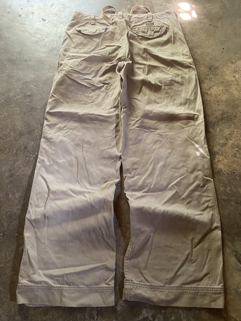 vintage abercrambie (Category: Jeans) located in Caloocan City. Submitted by remythrift (Listing ID 1460385183, Image 1). Description: size 36.