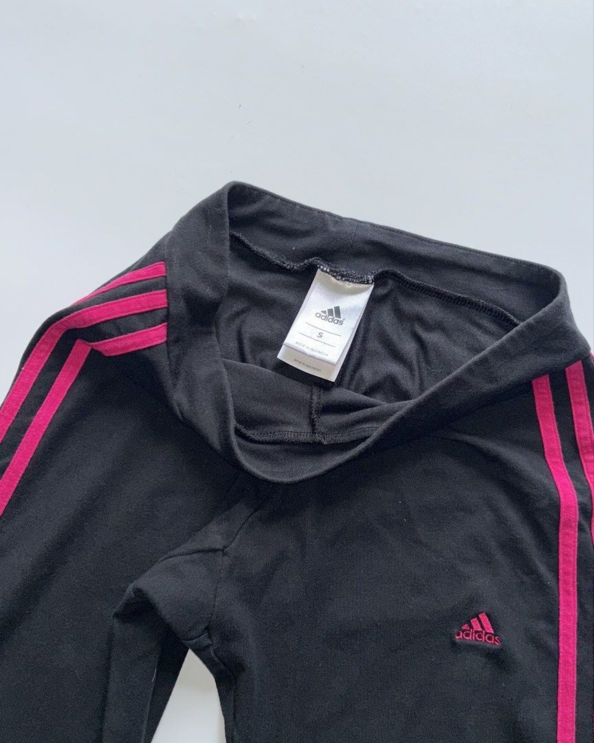 vintage adidas capri pants (Category: Activewear) located in Lipa City. Submitted by mayumi.vtg (Listing ID 1460375884, Image 3). Description: ❀ waist: 24-28in | length: 25in ❀ s on tag, no flaws.