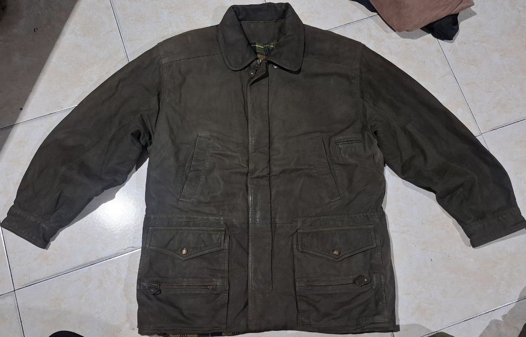 Vintage Bally leather (Category: Coats, Jackets and Outerwear) located in Baguio. Submitted by thriftrot (Listing ID 1460458775, Image 2). Description: bally leather jacket in very good condition no issue large L29 w23.5 shoulder 20 loc: baguio add shipping fee .