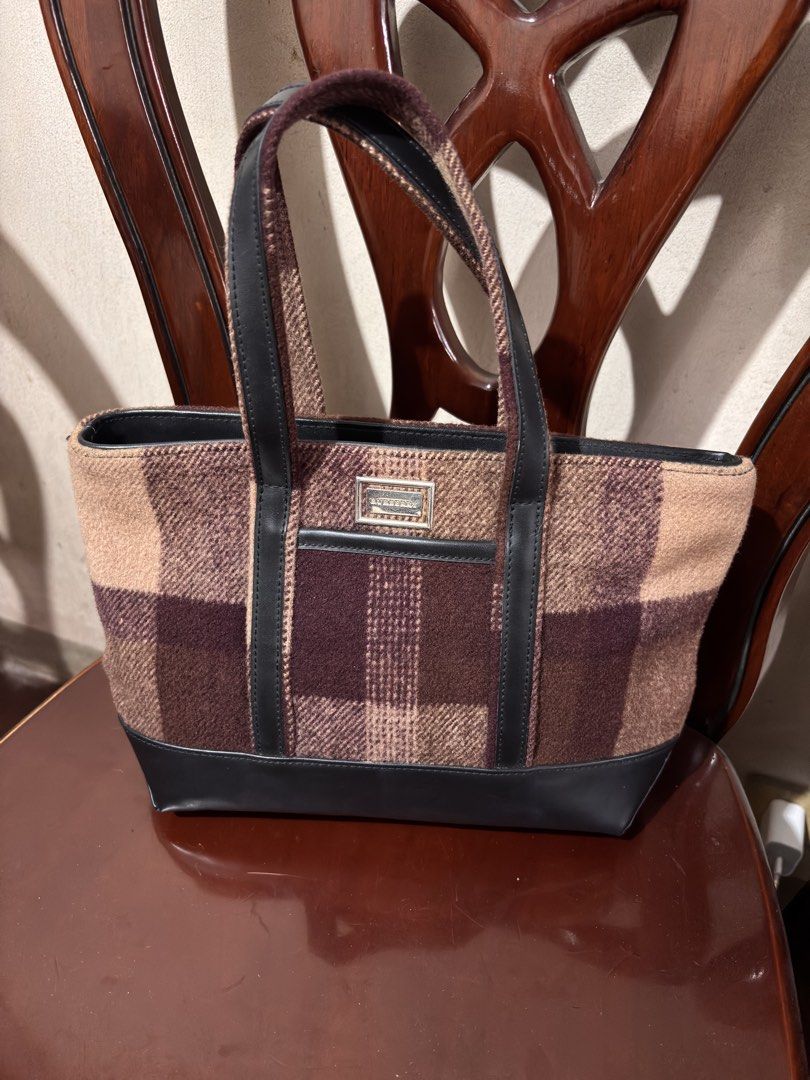 Vintage burberry mini tote (Category: Purses & Pouches) located in Caloocan City. Submitted by lanadelrai (Listing ID 1460371333, Image 1). Description: Burberry plaid mini tote fits essentials Free sf within metro mnl Dm for more pics & info.
